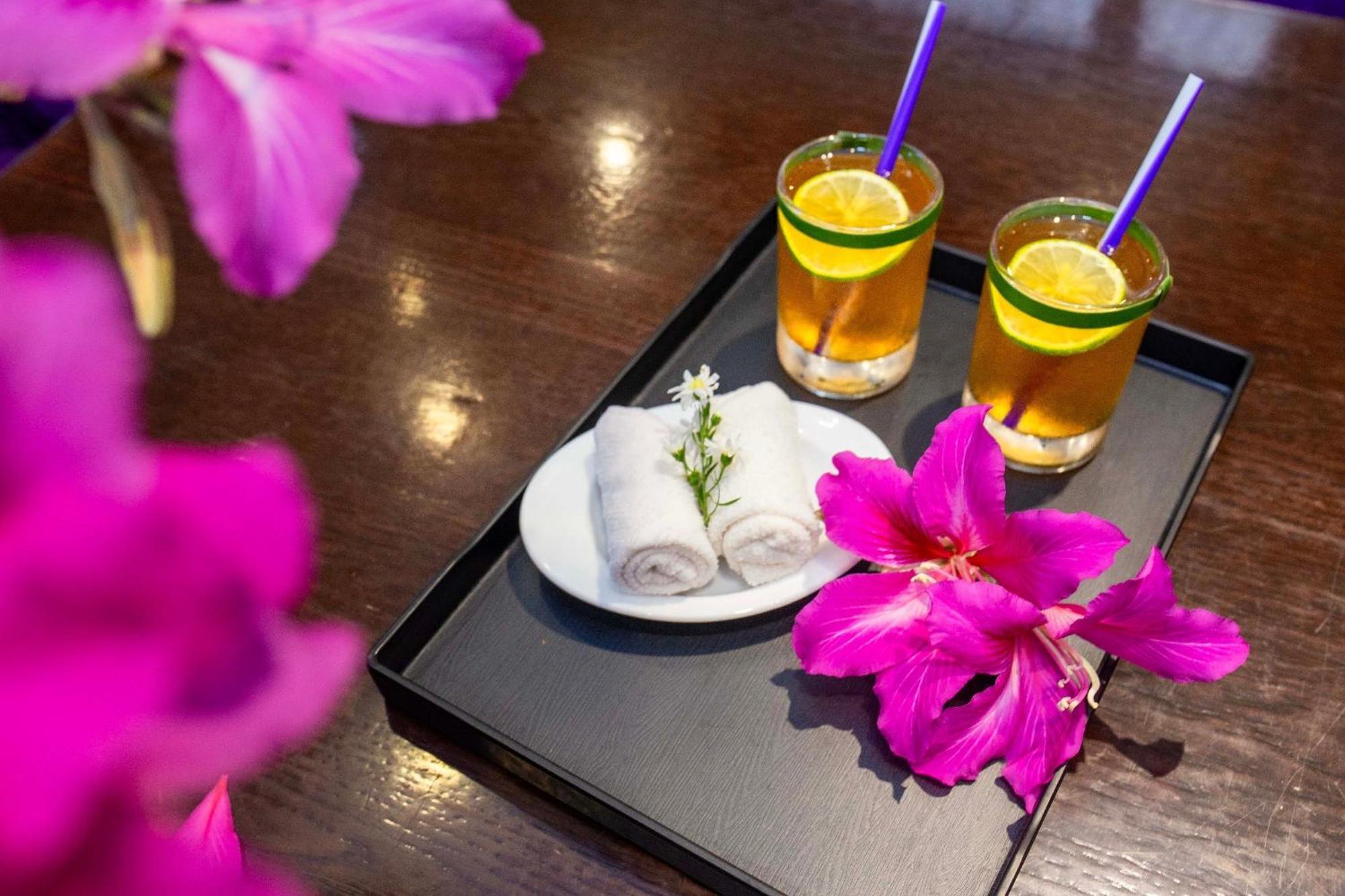 Khách sạn Khách Sạn&spa Royal Riverside 4*